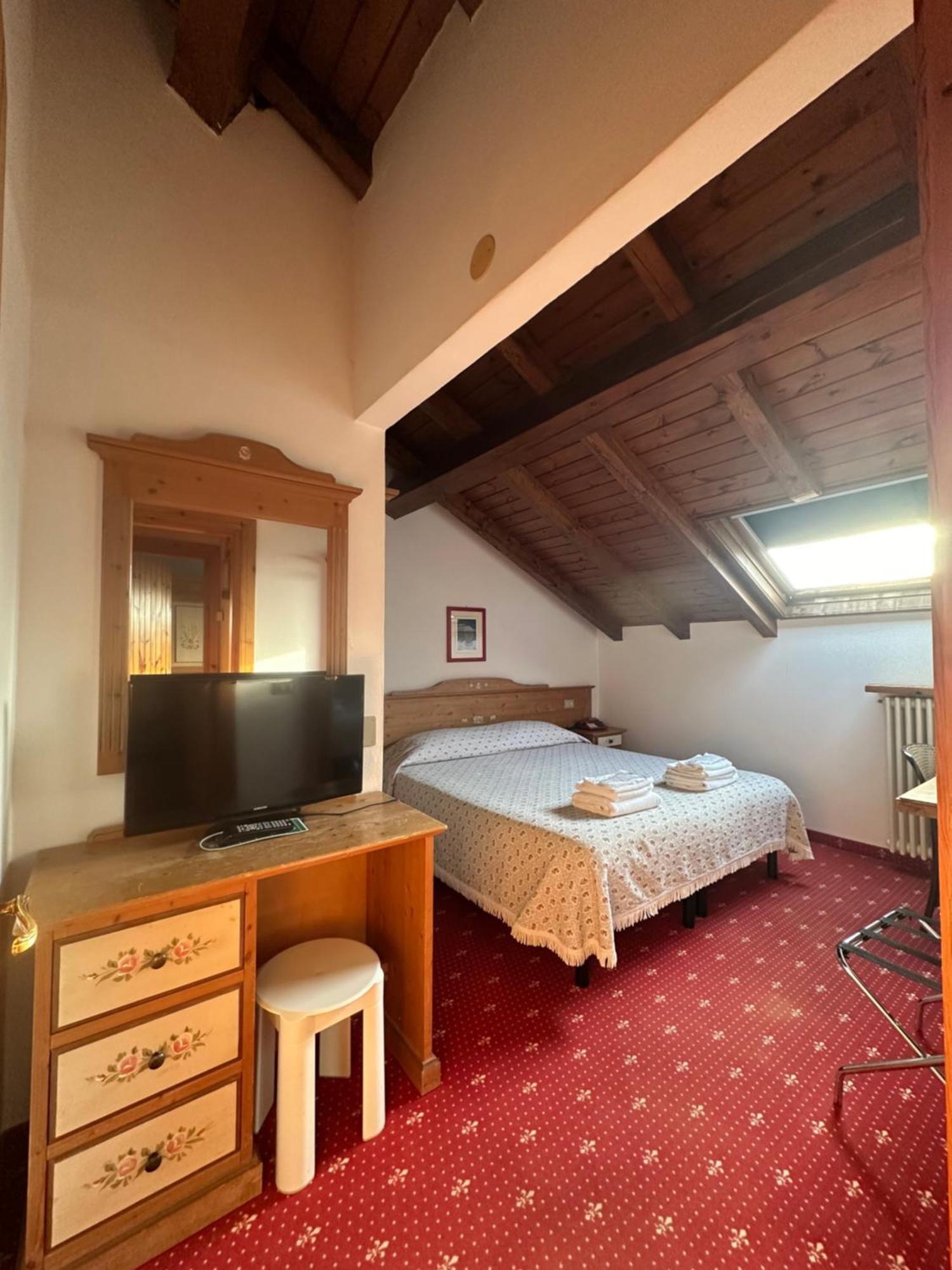 Hotel Alpi - Foza Екстериор снимка